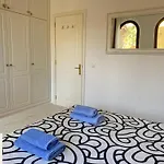 La Ola House Precioso Con Piscina Апартаменты Коральео