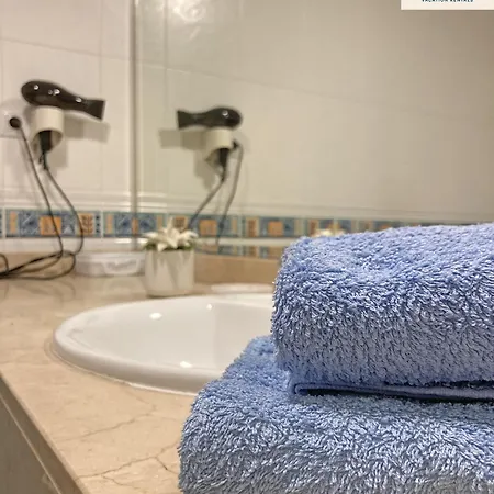 La Ola House Precioso Con Piscina Апартаменты Коральео